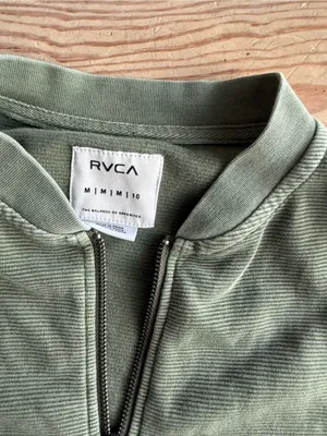 RVCA Green Ribbed Bomber Jacket size m thumbnail 3