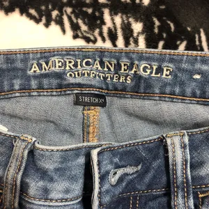 American Eagle skinny jeans thumbnail 4