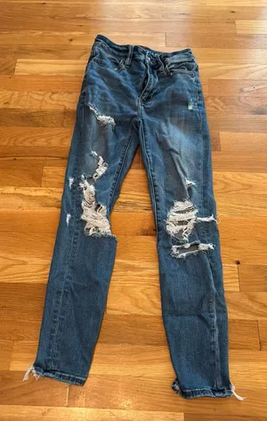 American Eagle Outfitters Jeans thumbnail 1