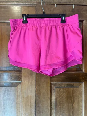 ATHLETA Mesh Run Shorts XL Pink Workout Athletic Training Gym Zipper Pocket 4” thumbnail 2