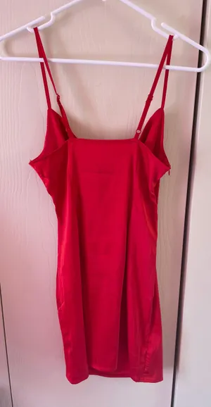Red Satin Bodycon Dress Size XS thumbnail 2