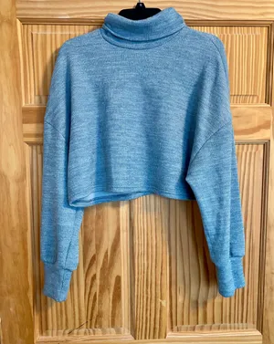 SheIn Cropped Sweater thumbnail 1