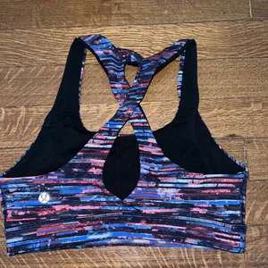 Lululemon Sports Bra thumbnail 4