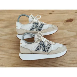 Authentic New Balance 237 Sea Salt Leopard Women Sneakers – Slightly Used thumbnail 9
