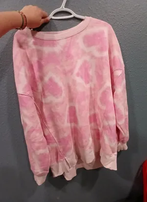 Pink sweater Size L thumbnail 1