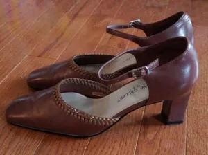 Andrew Geller Magic Heels Brown Ankle Strap Heels - Size 6 thumbnail 1
