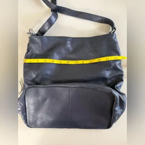Lucky brand, leather bucket style multi pocket crossbody bag thumbnail 12