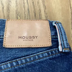 Moussy Vintage Jessamine Boys Straight Jeans Size 24 thumbnail 10