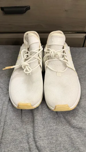 Adidas Men’s Sneakers Shoes Size 5 thumbnail 2