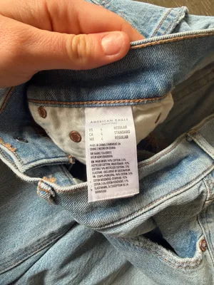 American Eagle Jeans thumbnail 4