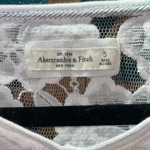 Abercrombie & Fitch White Floral Lace Blouse thumbnail 5