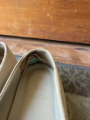 Vince Camuto ABBINNA SNEAKER in French Grey Suede thumbnail 6