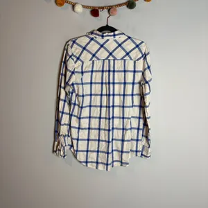 🔆 J. Crew Boy Fit plaid flannel thumbnail 5