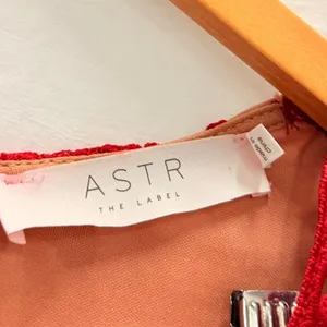 ASTR the Label NEW Short Sleeve V-Neck Lace‎ Romper XS Romantic Spring Summer thumbnail 6