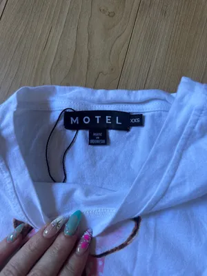 Motel  deer shirt thumbnail 2