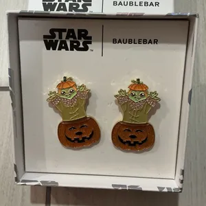 Brand New BaubleBar Star Wars Grogu in a pumpkin Halloween earrings. Doubles a thumbnail 2