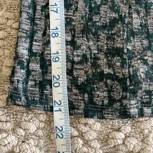 IN San Francisco Square Neck Top Womens Medium Teal Grey Abstract Smocked Ribbed thumbnail 8