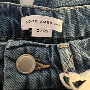 Good American Good Boy Double Slit Jeans 0/25 NWT High Rise BLUE404 Raw Hem thumbnail 6