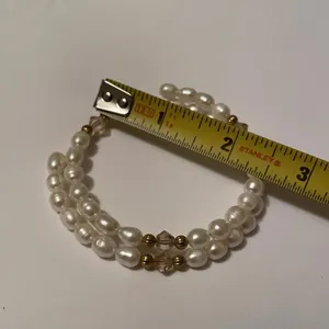 Beautiful NWOT - Gold Tone Faux Pearl Bead Spiral Bangle Bracelet thumbnail 3