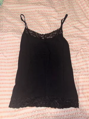 Elle Black lace cami thumbnail 1