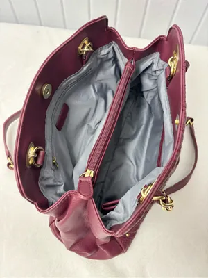 Nicole Miller Quilted Shoulder Bag‎ in Burgundy with Gold Hardware thumbnail 7