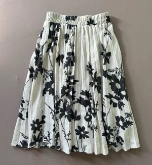 Alitsa Floral Pleated Midi Skirt thumbnail 2