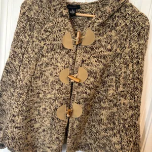 BCBGMaxazria Tan Toggle Bolt Hooded Caridgan Size Small‎ thumbnail 3