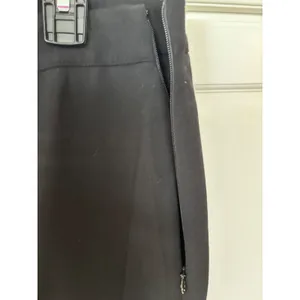 Vince Black Side Zip Cropped‎ Trousers Italian Fabric Size 8 thumbnail 6