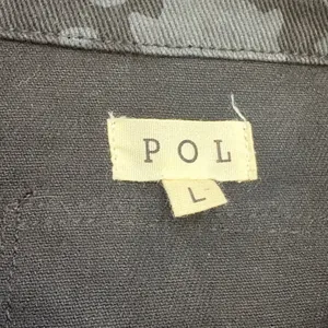 POL Denim Jacket Women LG‎ Black Camo Hand Painted Heart Graphic Streetwear Boho thumbnail 6