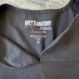 Grey's Anatomy Scrub Top Signature Black Medium thumbnail 3