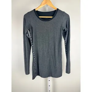 Lululemon Every Yogi Long Sleeve Reversible Gray / Black Two Looks Long Top Soft thumbnail 4