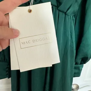 Mac Duggal Deep‎ Emerald Green Split Bishop Sleeve Slit V-Neck Maxi Dress NWT 2 thumbnail 10