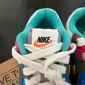NIB NIKE Nike Air Max 90 GS 'Sprung Caterpillar' thumbnail 9