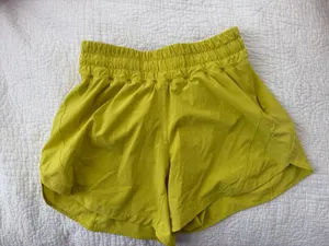 Lululemon Shorts thumbnail 1