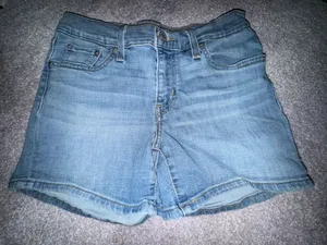 Mid-Length Levi’s Denim Shorts thumbnail 1