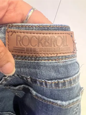 Rock ‘n’ roll denim jeans size 30 x 32 high-rise thumbnail 4