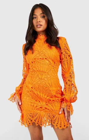 Dress thumbnail 1