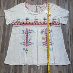 Westbound White Blouse with Multicolor Embroidery NWT Women’s XL thumbnail 8