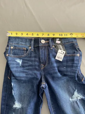 Brand new size 00 mid rise cropped jeans! $65 on sale for $40.99 thumbnail 5