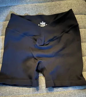 Shein Black Ribbed Shorts  thumbnail 1