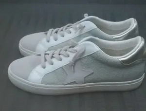 Vintage Havana White Star Detail Low-Top Women's Sneaker Size 7 thumbnail 1