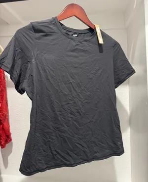 Women’s SKIMS T-Shirt thumbnail 1