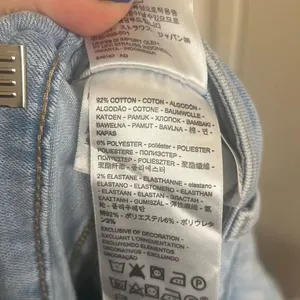 ✨Levi’s 721 High Rise Skinny Women's Sz 27 Jeans✨ thumbnail 9