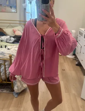 Matching Amazon Set thumbnail 1