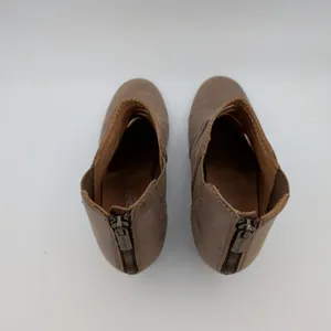 Aquatalia Freida Boots $395 Womens Taupe‎ Leather Cut Out Ankle Booties Size 8.5 thumbnail 6