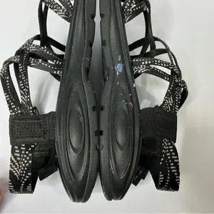 Chacos Zvolv x‎ 2 sandals black & white size 9 thumbnail 8