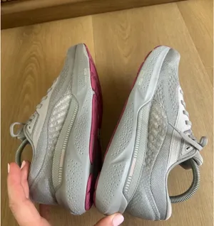 Brooks Adrenaline GTS 24 Running Sneakers thumbnail 6