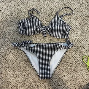 Xhilaration Bikini set thumbnail 1