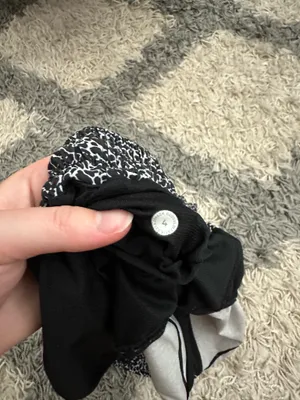 Lululemon Hotty Hot 2.5" Low-Rise Shorts thumbnail 4