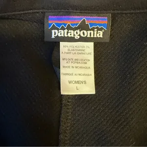 EUC Patagonia Adza Windbloc Hybrid Soft Shell Jacket thumbnail 3